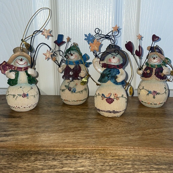 💙VTG whimsical Snowman Set of 4 - Picture 5 of 11